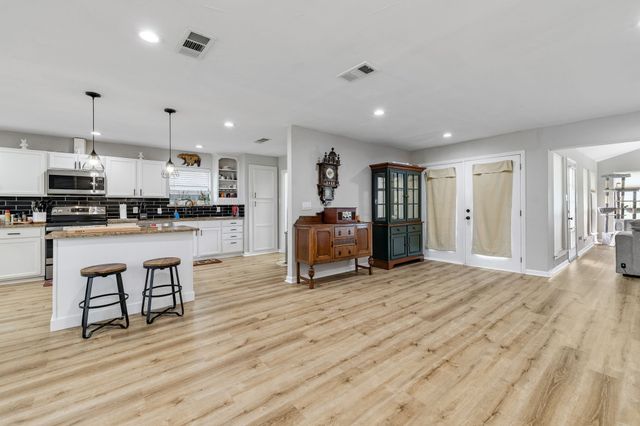 191 Klutts Drive, Mclendon Chisholm, TX 75032