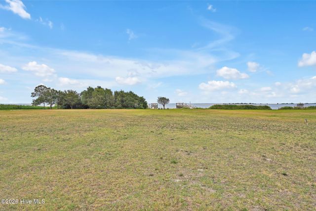 116 River Drive, Southport, NC 28461