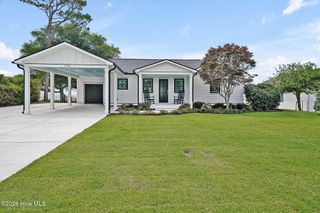 116 River Drive, Southport, NC 28461