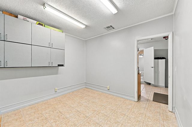 8960 NW 12TH Place, Plantation, FL 33322