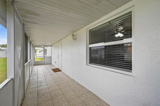 8960 NW 12TH Place, Plantation, FL 33322