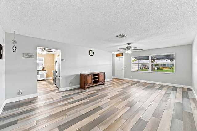8960 NW 12TH Place, Plantation, FL 33322