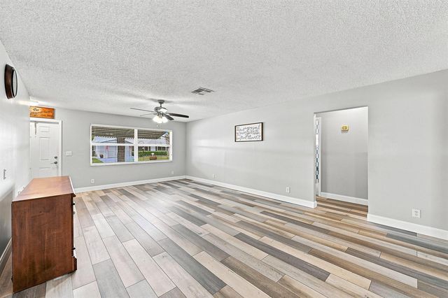 8960 NW 12TH Place, Plantation, FL 33322