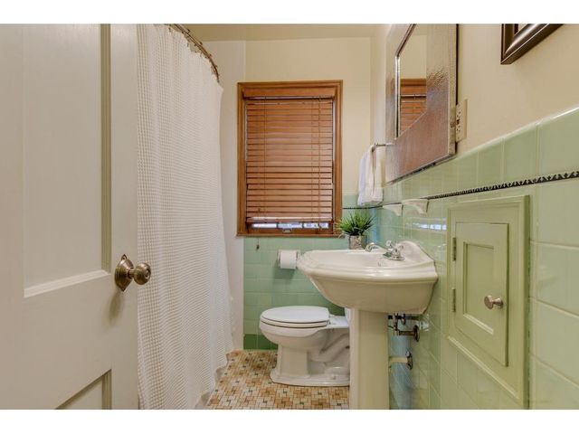 4616 Vallacher Avenue, Saint Louis Park, MN 55416