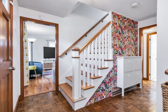 21 Heather Rd, Dracut, MA 01826