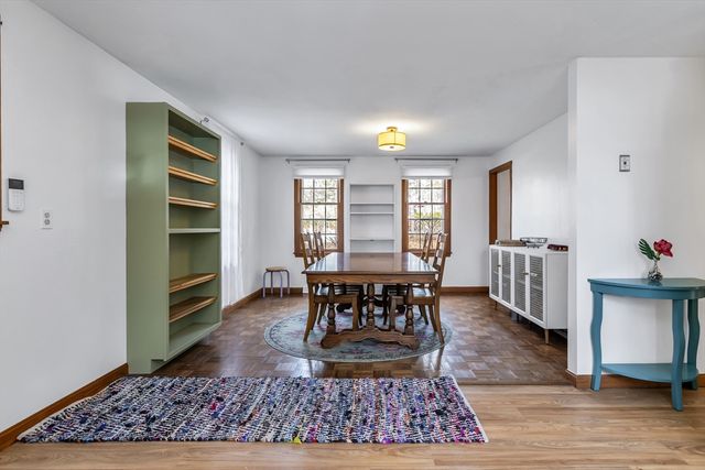 21 Heather Rd, Dracut, MA 01826