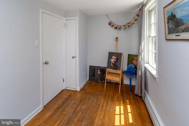 255 QUEEN ST, Philadelphia, PA 19147