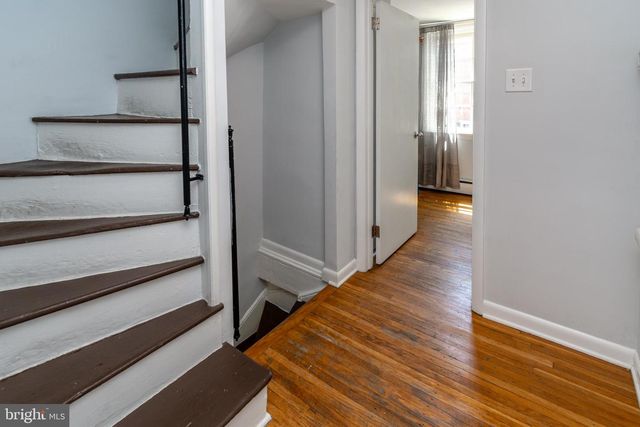255 QUEEN ST, Philadelphia, PA 19147