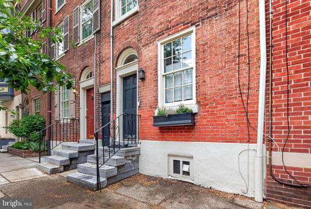 255 QUEEN ST, Philadelphia, PA 19147