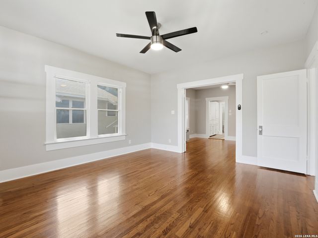 1219 E DREXEL AVE, San Antonio, TX 78210