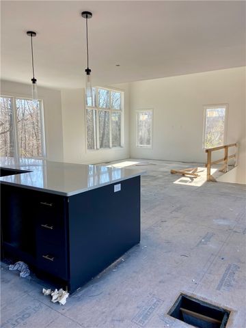 39 Northfleet Drive, Bella Vista, AR 72714