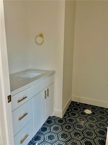 39 Northfleet Drive, Bella Vista, AR 72714