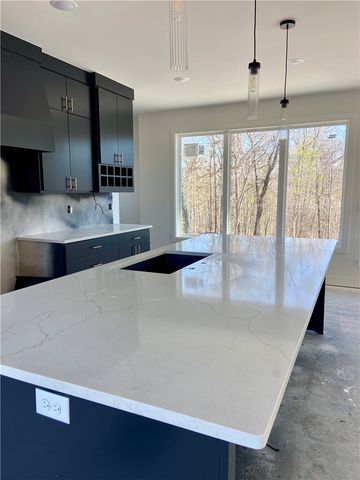 39 Northfleet Drive, Bella Vista, AR 72714