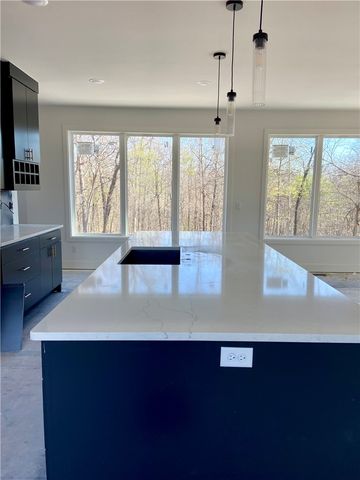 39 Northfleet Drive, Bella Vista, AR 72714