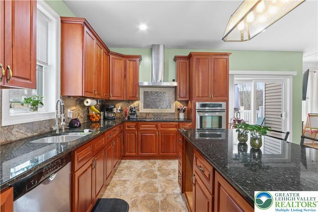 1007 Hampstead Road, Lehman Twp, PA 18324