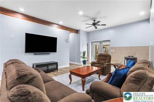 1007 Hampstead Road, Lehman Twp, PA 18324