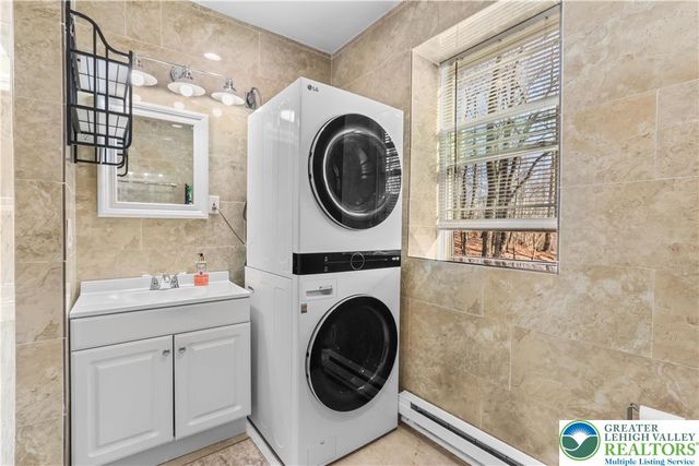 1007 Hampstead Road, Lehman Twp, PA 18324