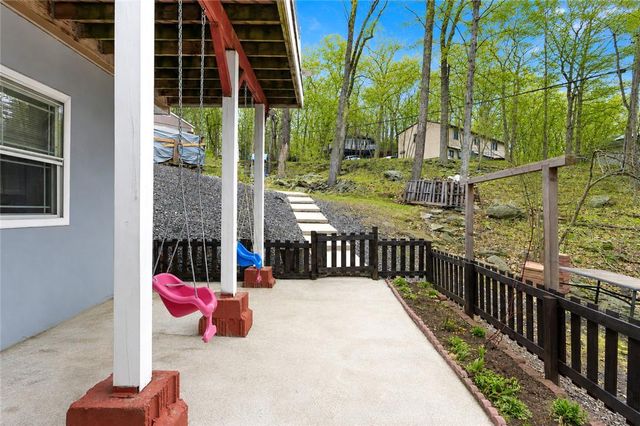 1007 Hampstead Road, Lehman Twp, PA 18324