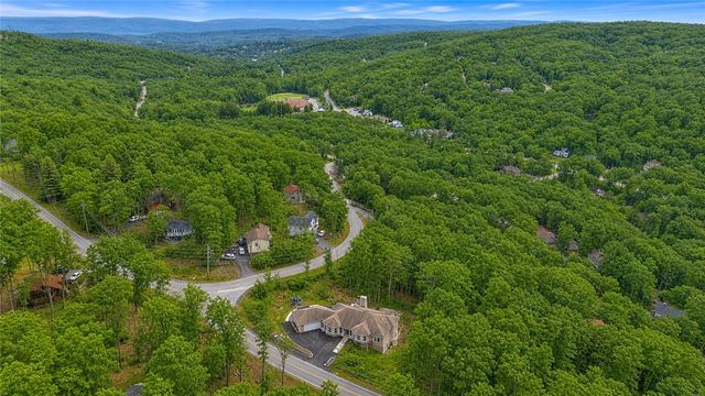 1007 Hampstead Road, Lehman Twp, PA 18324