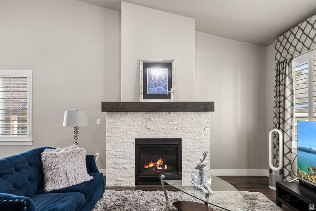 306 E BELLA VIDA DR, North Salt Lake, UT 84054