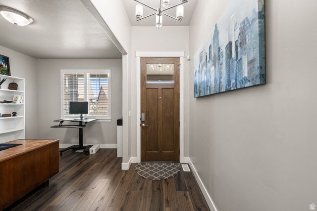 306 E BELLA VIDA DR, North Salt Lake, UT 84054