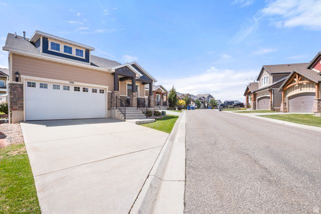 306 E BELLA VIDA DR, North Salt Lake, UT 84054