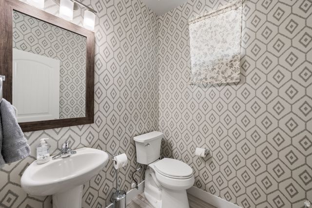 306 E BELLA VIDA DR, North Salt Lake, UT 84054