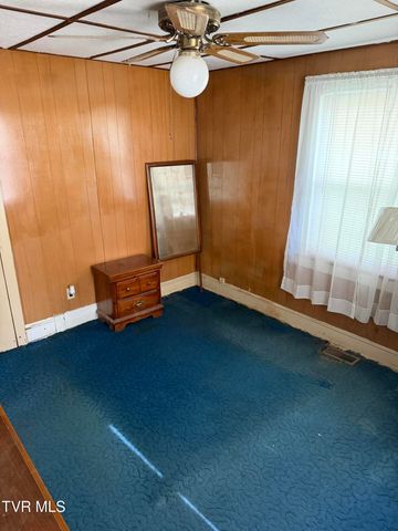 407 Spruce Street, Appalachia, VA 24216