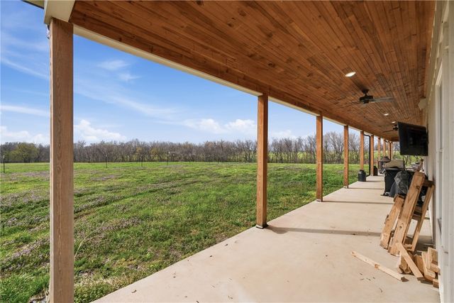 16731 Patton Road, Pea Ridge, AR 72751