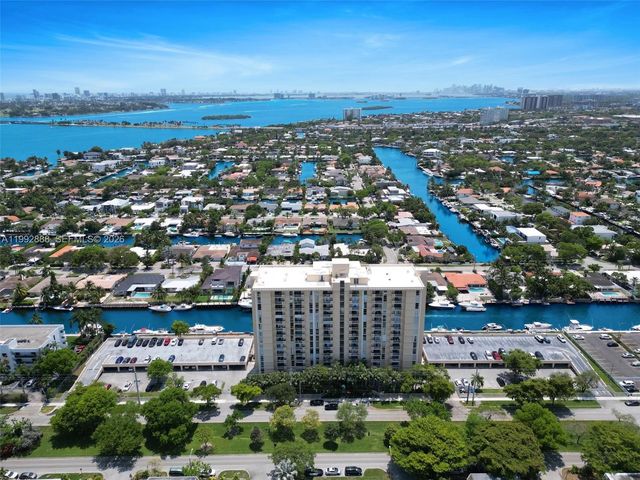 2350 NE 135th St 1101, North Miami, FL 33181