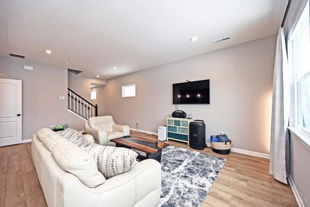 1536 Summerview Lane, Miami Twp, OH 45150