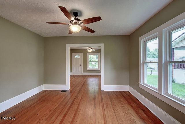 510 Washington Avenue, Elizabethton, TN 37643