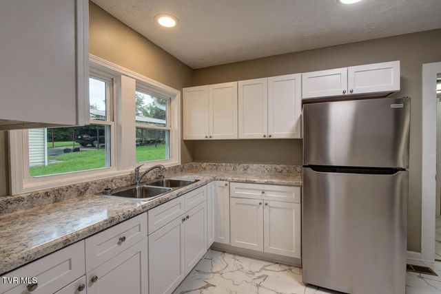 510 Washington Avenue, Elizabethton, TN 37643