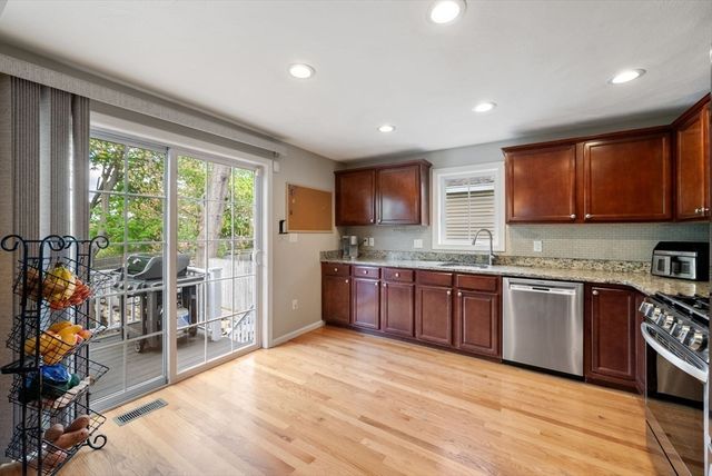 36 Stiles St, Lynn, MA 01905