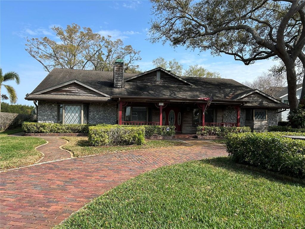 9087 BAYWOOD PARK DRIVE, Seminole, FL 33777