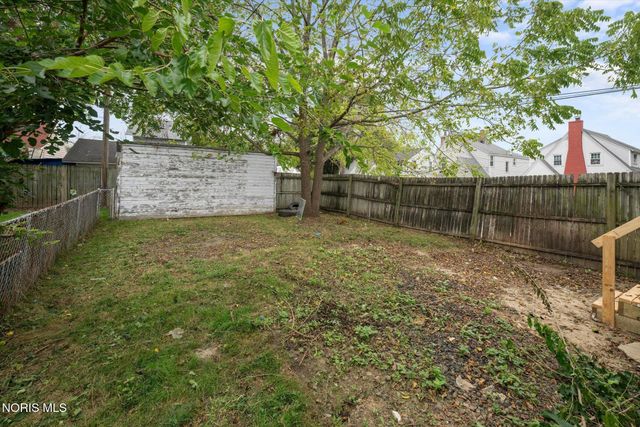 4243 Fairview Drive, Toledo, OH 43612