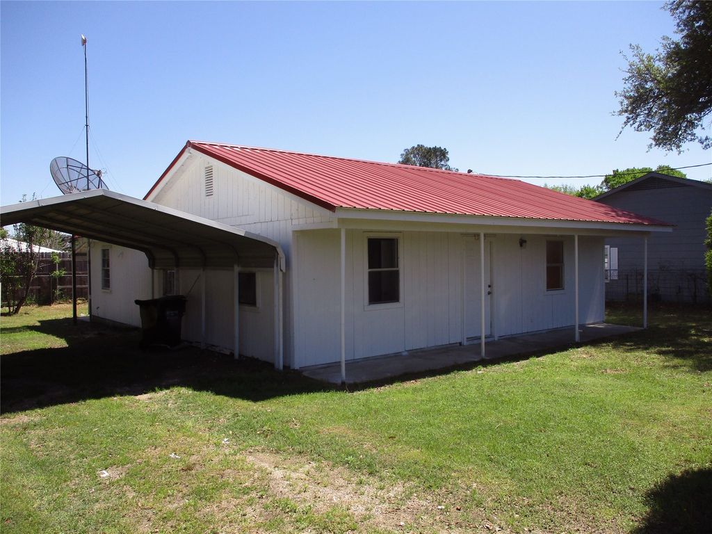 291 Skyline Drive, Emory, TX 75440