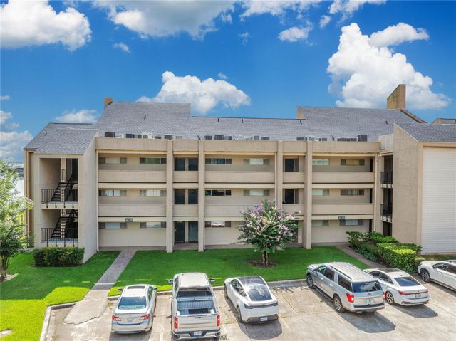 12600 Melville Drive 310A, Montgomery, TX 77356