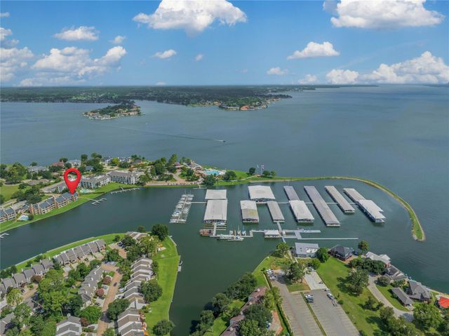 12600 Melville Drive 310A, Montgomery, TX 77356