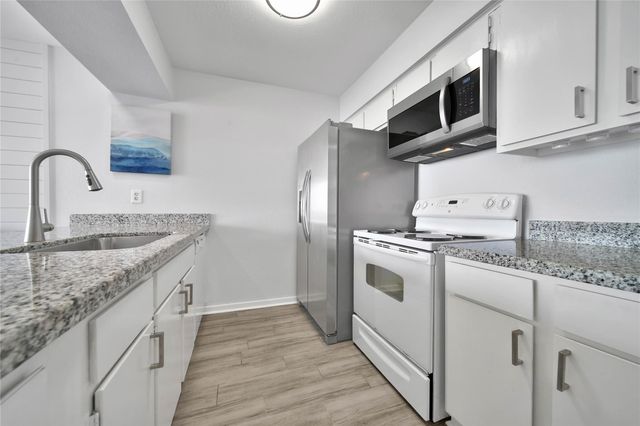 12600 Melville Drive 310A, Montgomery, TX 77356