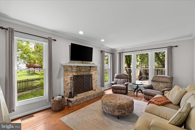 13662 S SPRINGS DR, Clifton, VA 20124