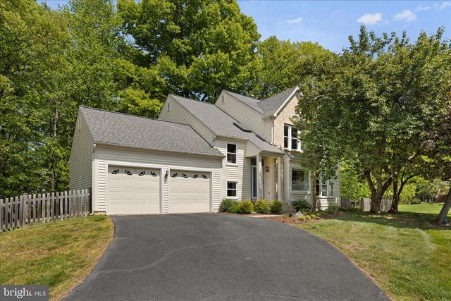 13662 S SPRINGS DR, Clifton, VA 20124
