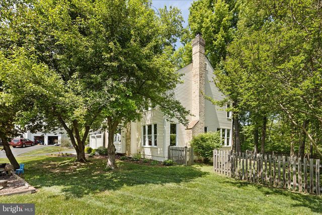 13662 S SPRINGS DR, Clifton, VA 20124
