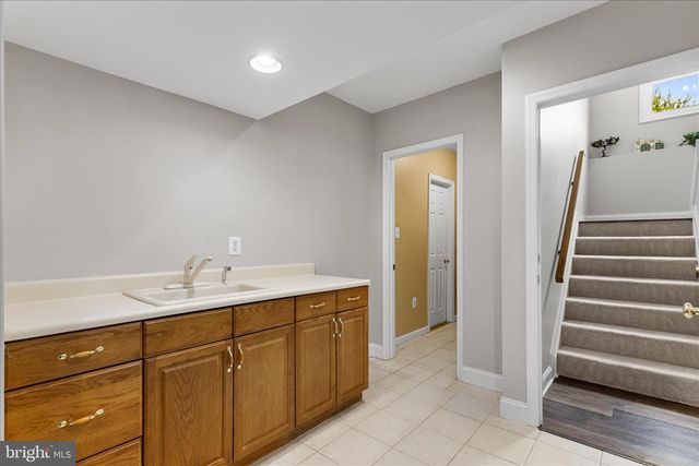 13662 S SPRINGS DR, Clifton, VA 20124