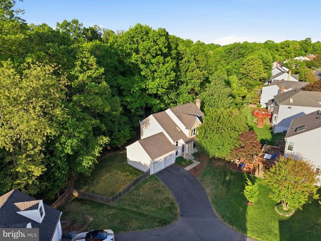 13662 S SPRINGS DR, Clifton, VA 20124