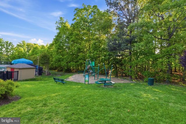 13662 S SPRINGS DR, Clifton, VA 20124
