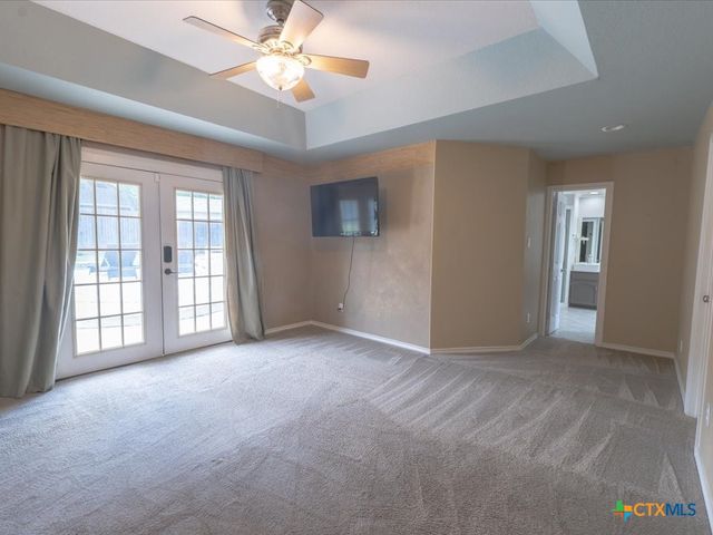 300 Las Plumas Drive, Georgetown, TX 78628