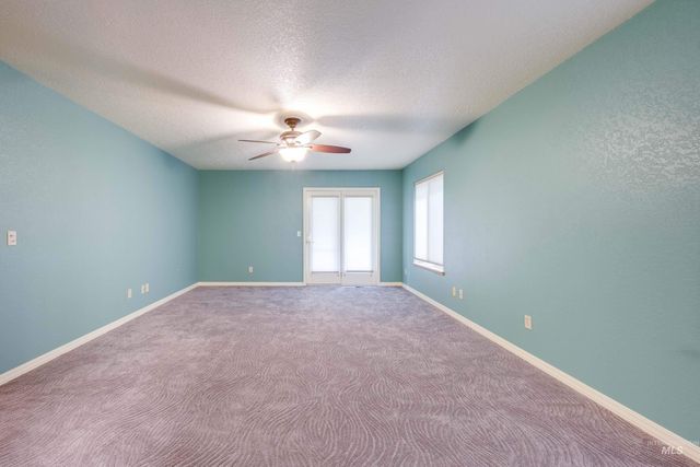 1616 Shetland Court, Moscow, ID 83843