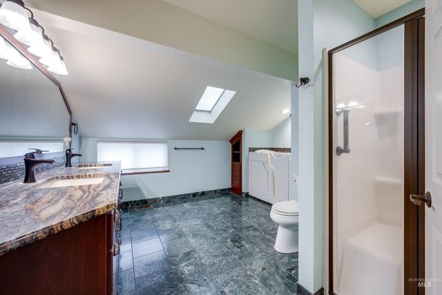 1616 Shetland Court, Moscow, ID 83843