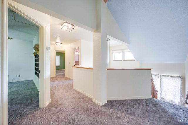 1616 Shetland Court, Moscow, ID 83843